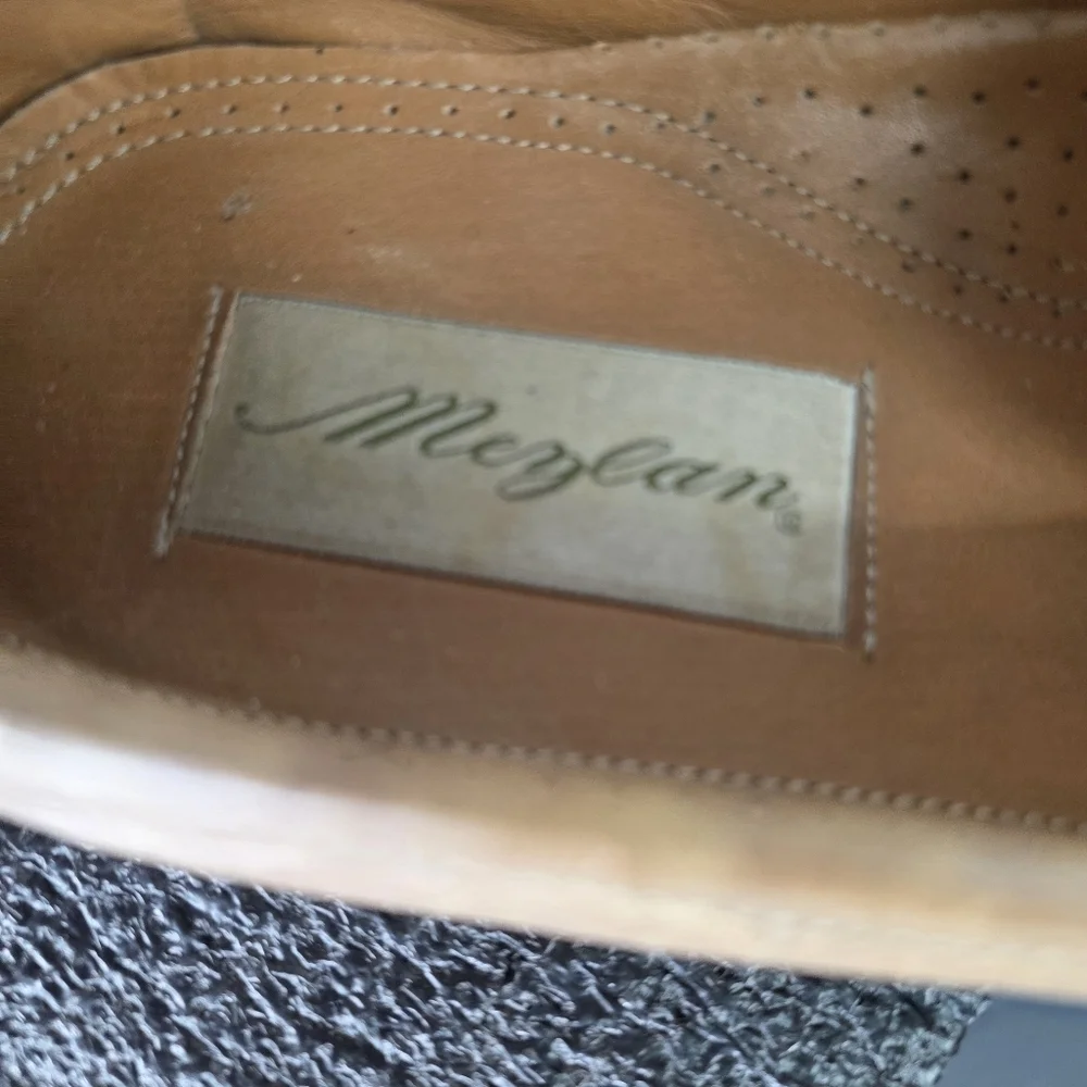 Mezlan Shoe Vicenza 11.5M Apron Toe Loafer Slip-On Distressed Leather Tan Spain